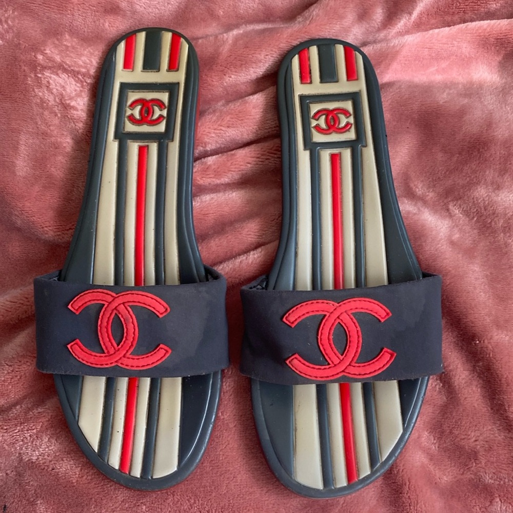 Chanel mule saddles